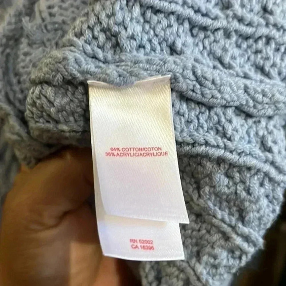 NEW womens v neck sweater - Picture 3 of 3